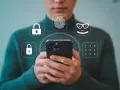 Jak odblokować telefon przez aparat? Sprawdzone metody i porady
