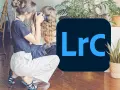 Fotografka robi zdjęcie, a obok logo Lightroom. Chcesz mieć adobe lightroom za darmo?